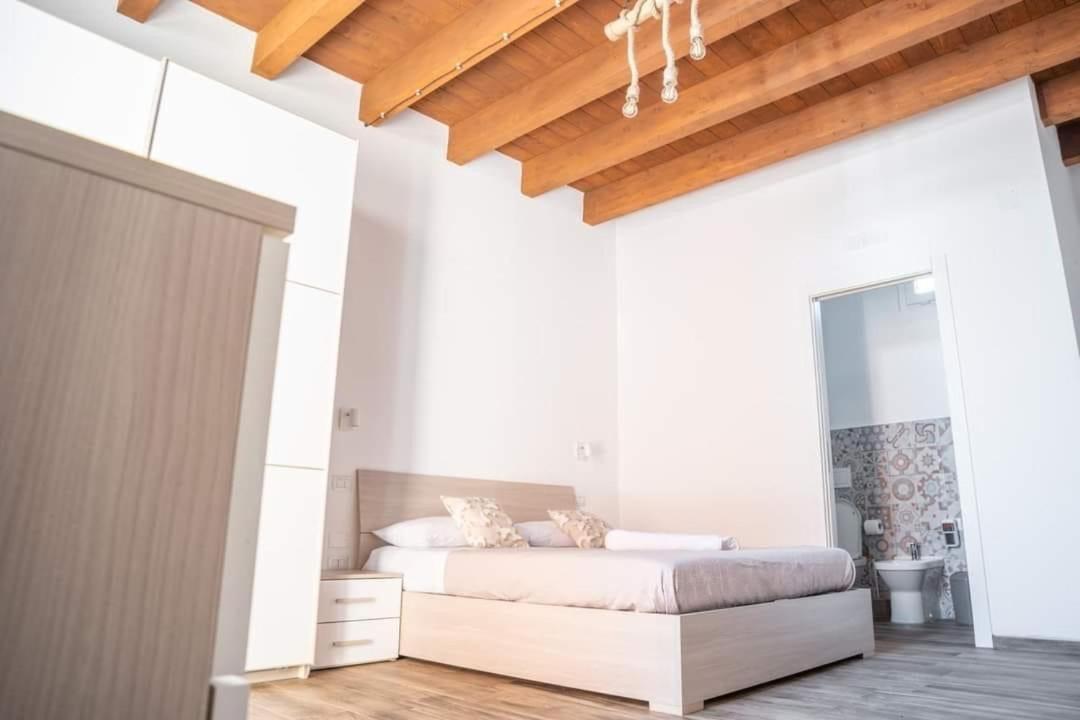 Il Germoglio Hotell Bisceglie Exteriör bild
