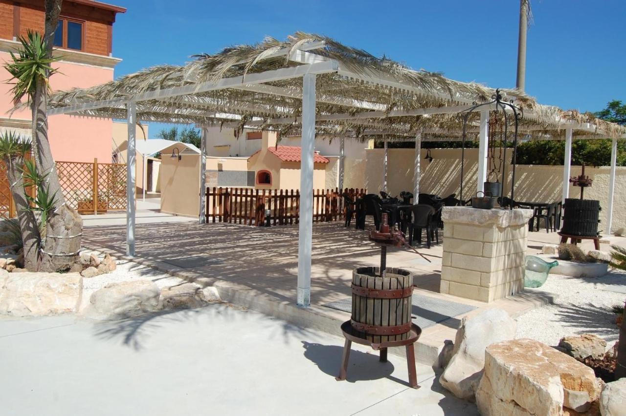 Il Germoglio Hotell Bisceglie Exteriör bild
